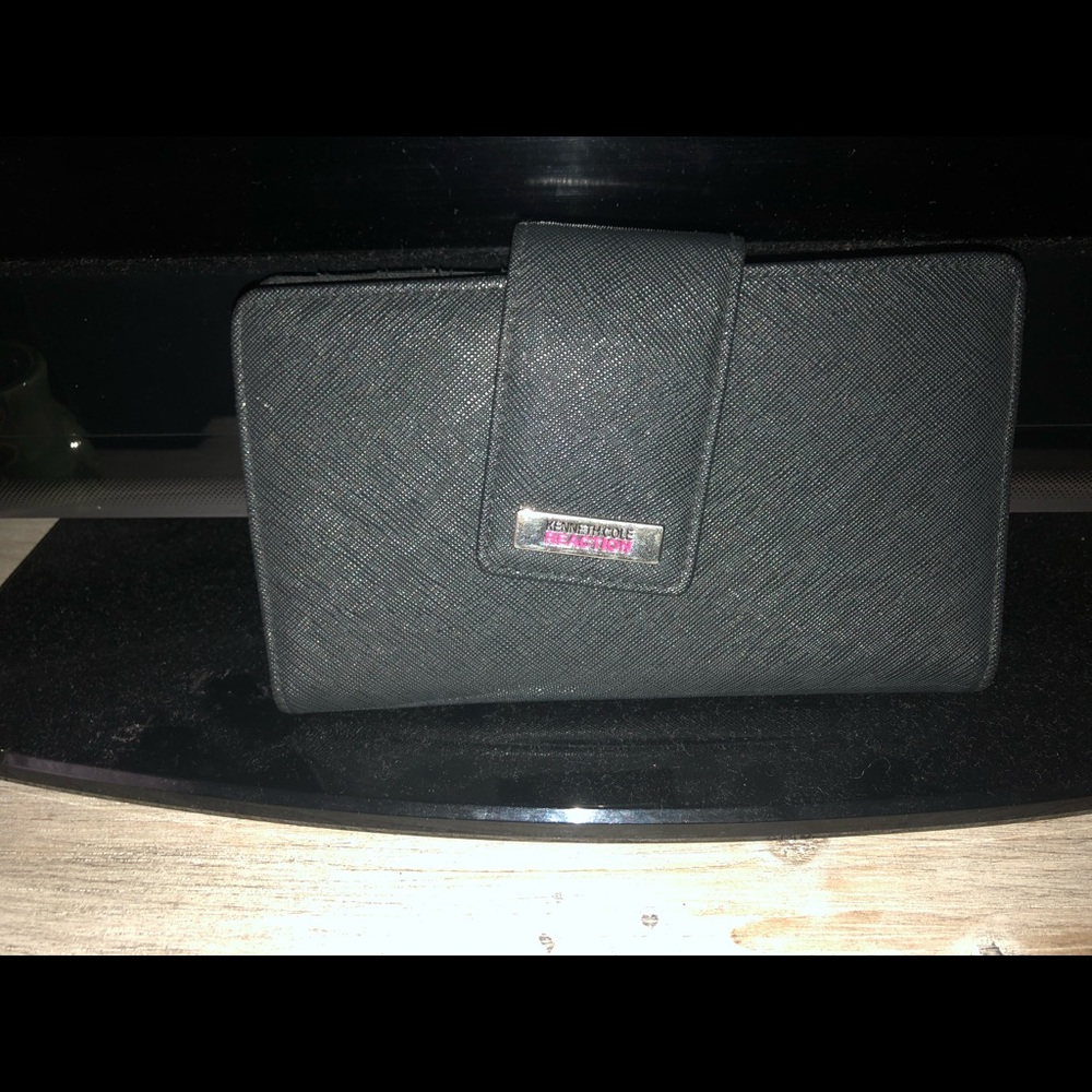 Kenneth cole reaction wallet